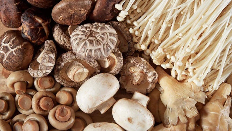 Cách làm nấm sấy thăng hoa thành gia vị hoàn hảo cho món ăn chay
